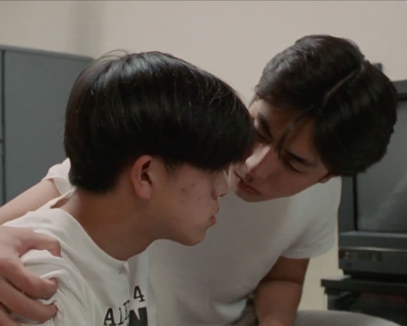 在慾望迷宮中找尋「愛」的形狀的少年們：《二十歲的微熱》