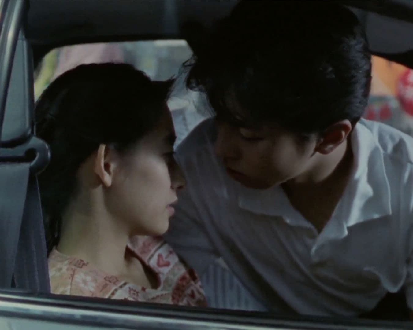 在慾望迷宮中找尋「愛」的形狀的少年們：《二十歲的微熱》