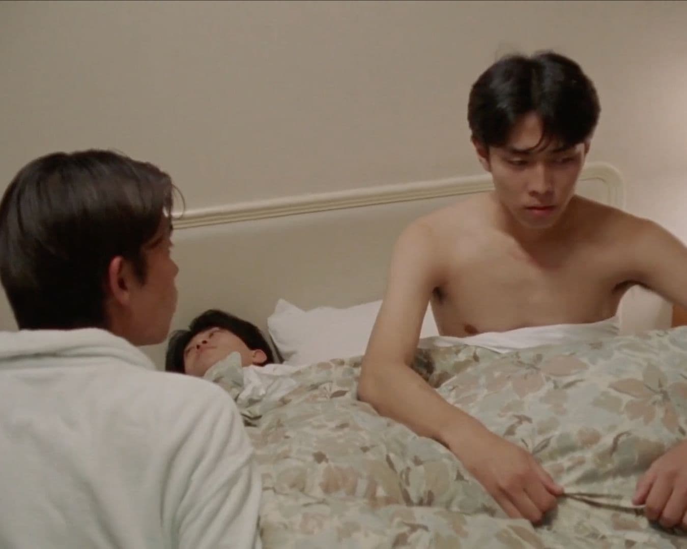 在慾望迷宮中找尋「愛」的形狀的少年們：《二十歲的微熱》