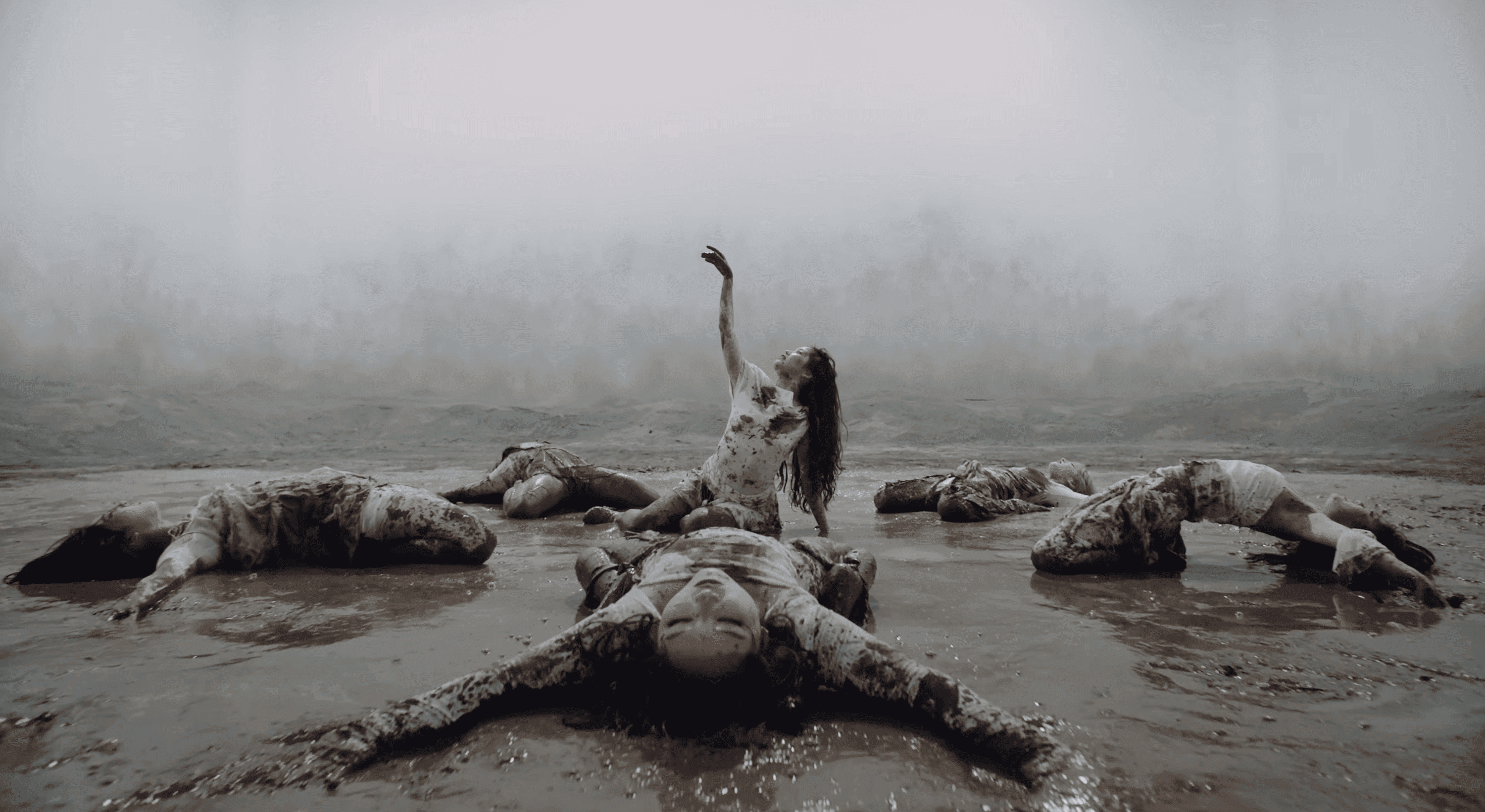 從泥濘中綻放的叛逆玫瑰：ちゃんみんな(Chanmina)打造的驚人實力日本女團HANA正式出道！