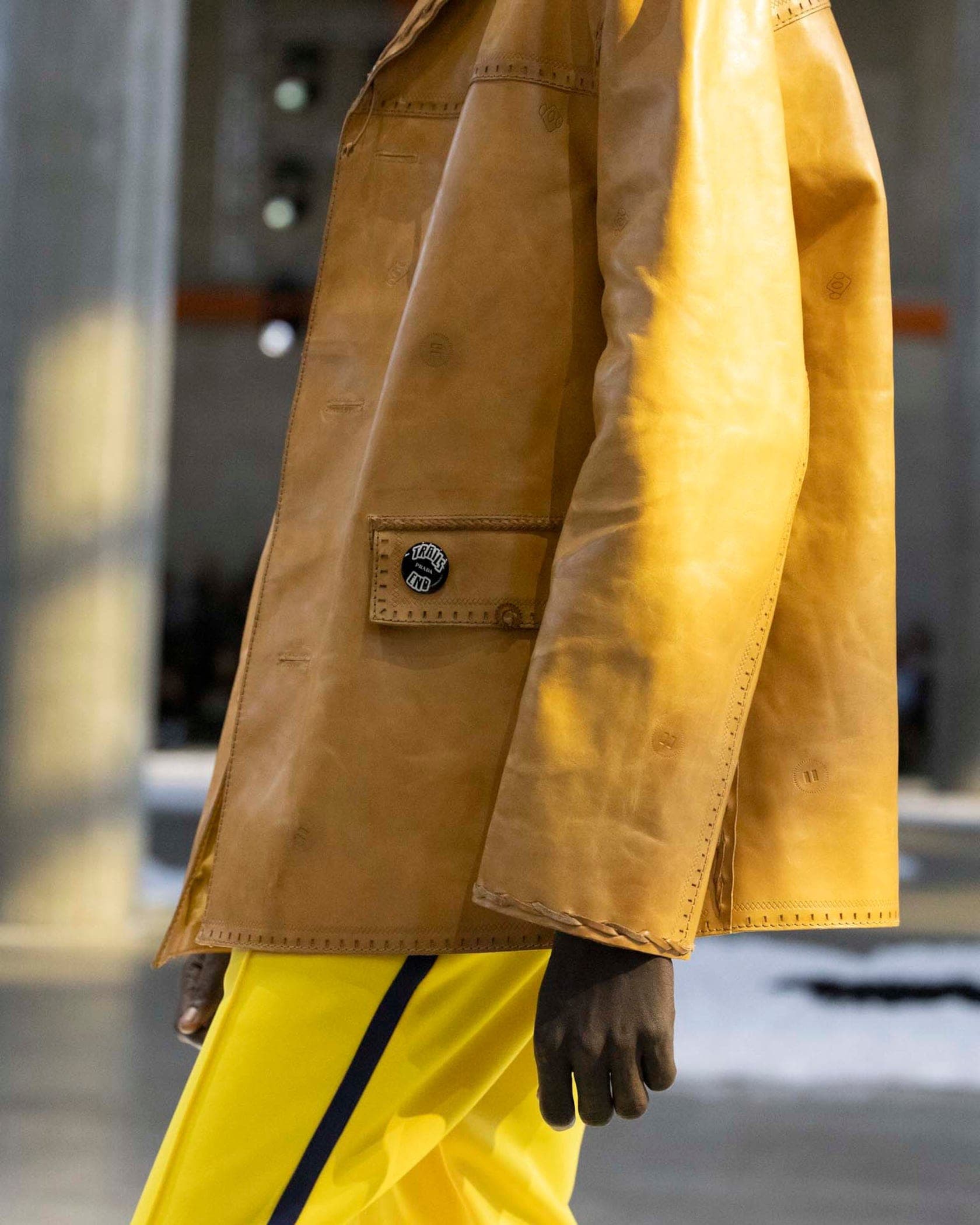 Prada 2026 春夏男裝系列：穿上輕盈叛逆的衣服，來一場海灘漫步