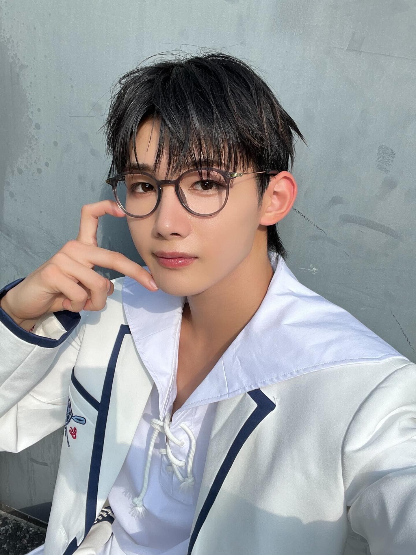 實力在線絕不是「靈魂畫家」！熱愛畫畫的KPOP男偶像盤點