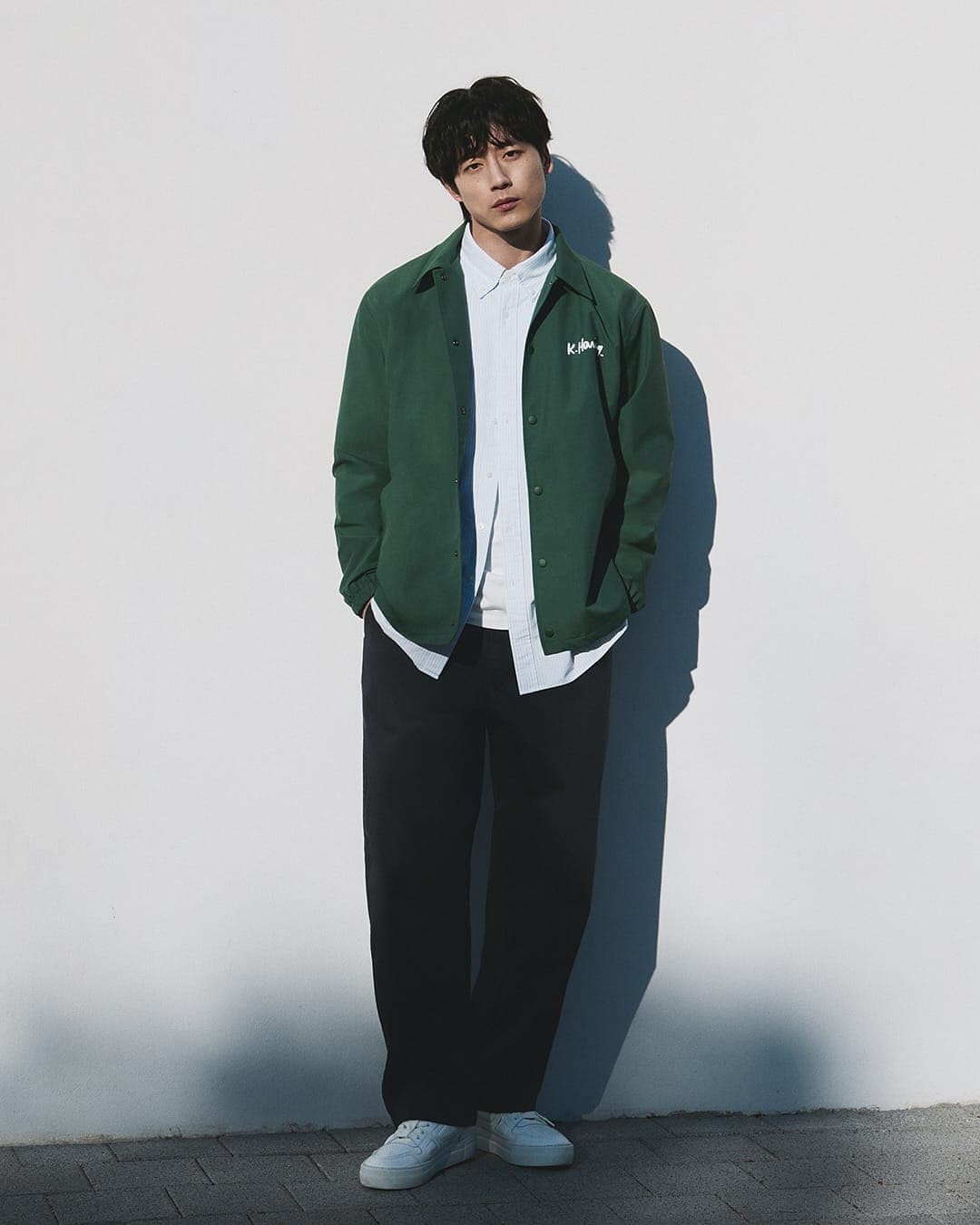 UNIQLO 2025 春夏系列:坂口健太郎演繹日系男友風,輕鬆穿出 Quiet Luxury