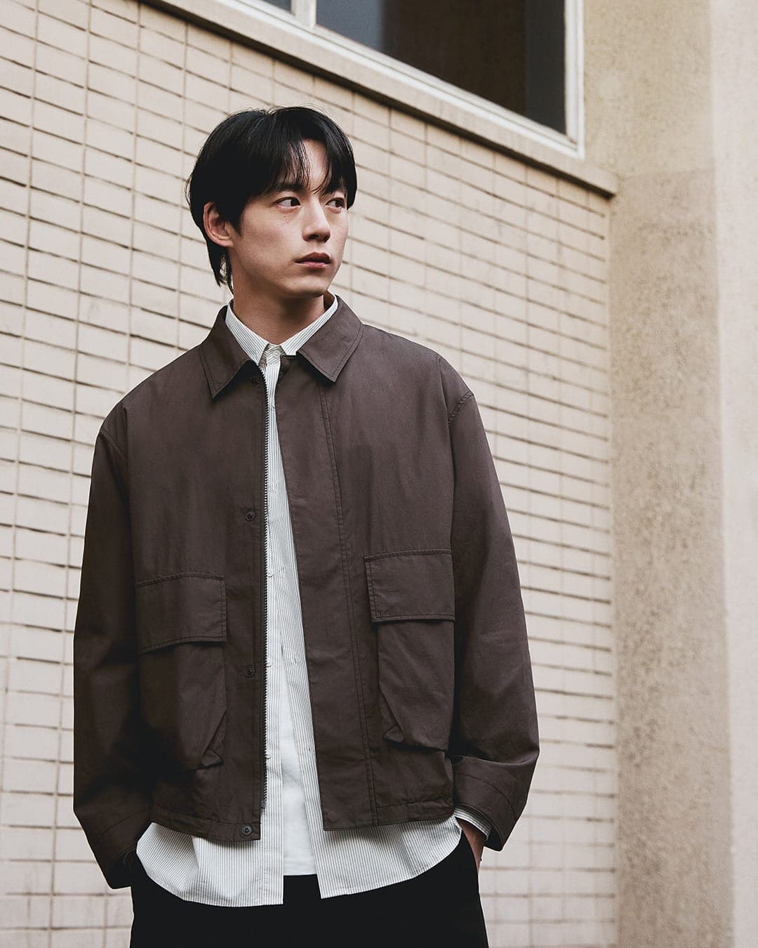 UNIQLO 2025 春夏系列:坂口健太郎演繹日系男友風,輕鬆穿出 Quiet Luxury