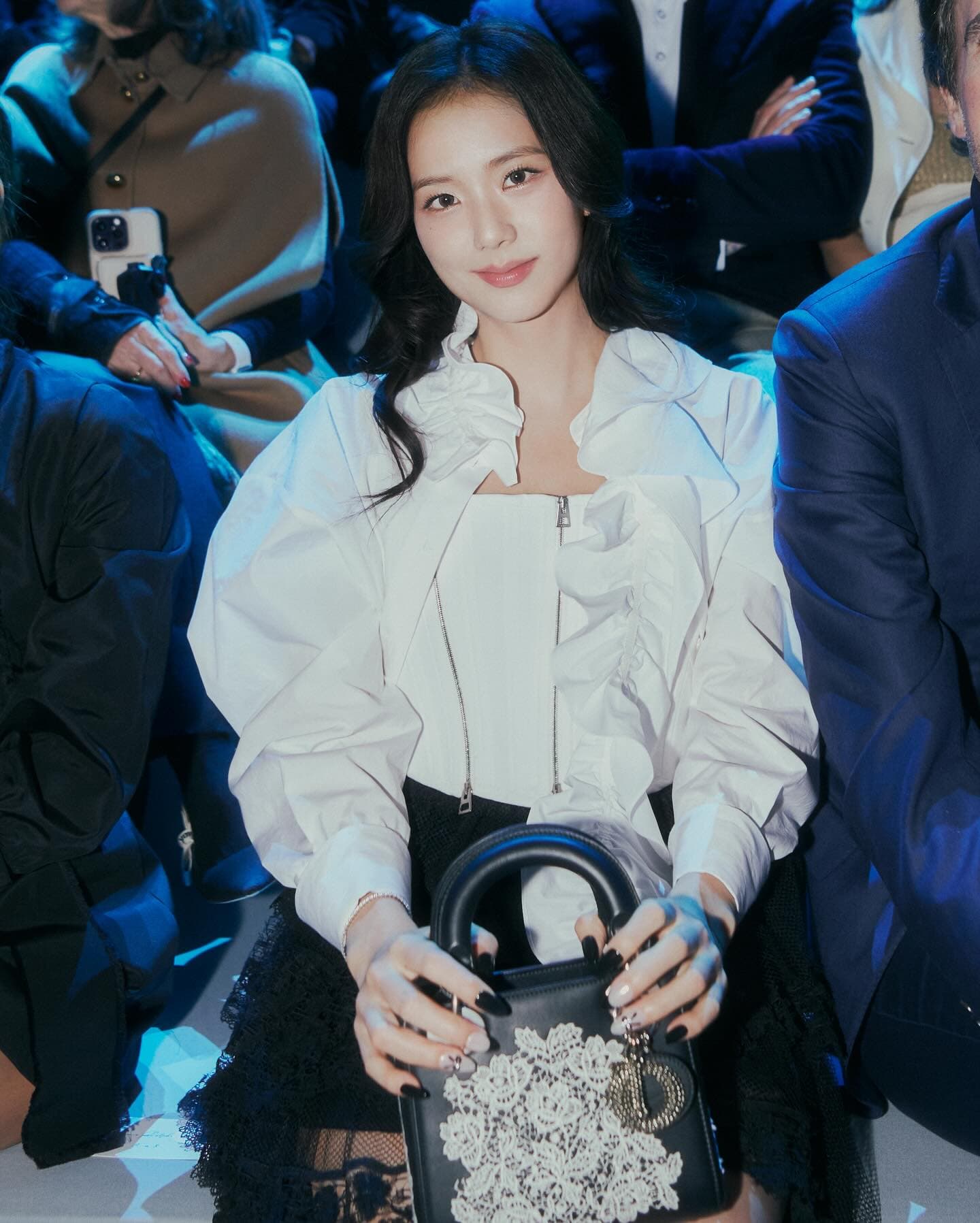 從台下座上客變成伸展台上模特!為什麼品牌瘋搶KPOP明星走秀?