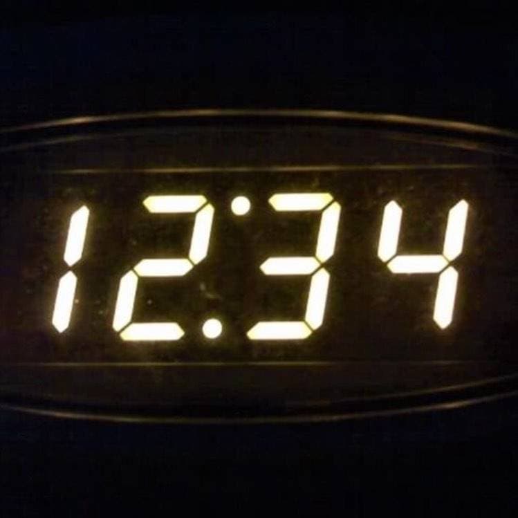 甚麼是天使數字?常常看到「1111」這組數字是巧合嗎?為你解構生活中來自宇宙的神秘訊息!