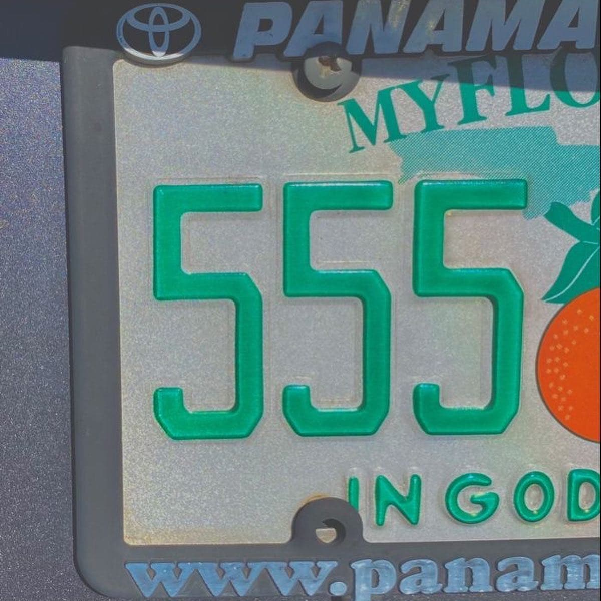 甚麼是天使數字?常常看到「1111」這組數字是巧合嗎?為你解構生活中來自宇宙的神秘訊息!