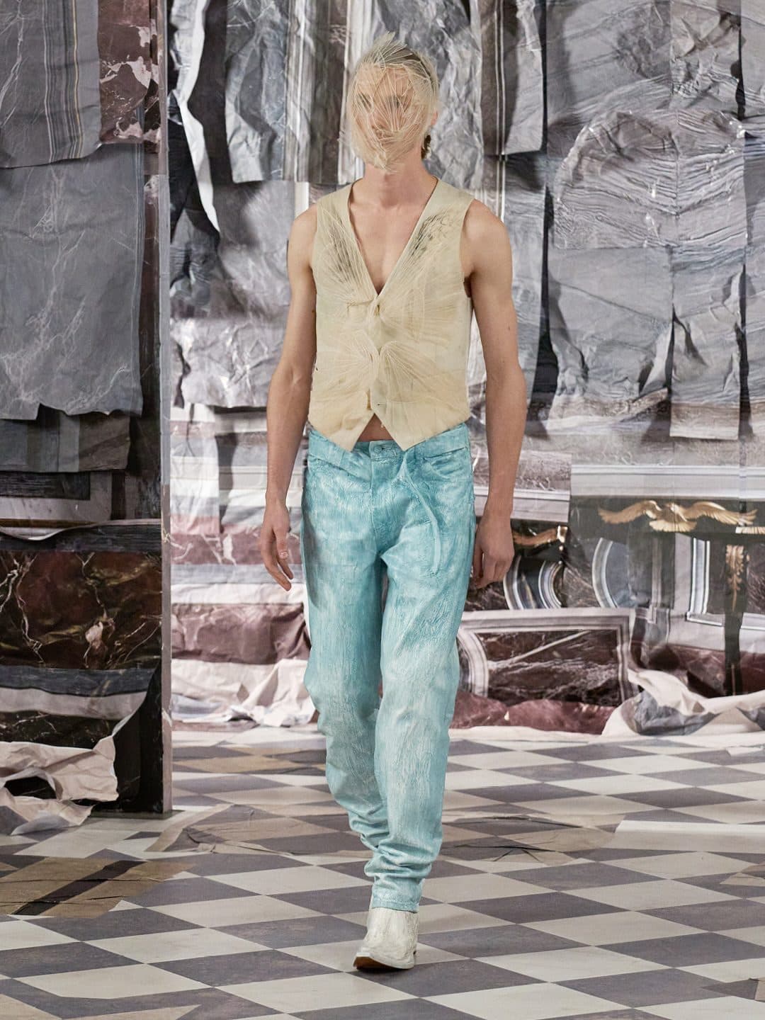 Maison Margiela Artisanal 2025 秋冬高級訂製秀:Glenn Martens為Maison Margiela開啟大膽新章