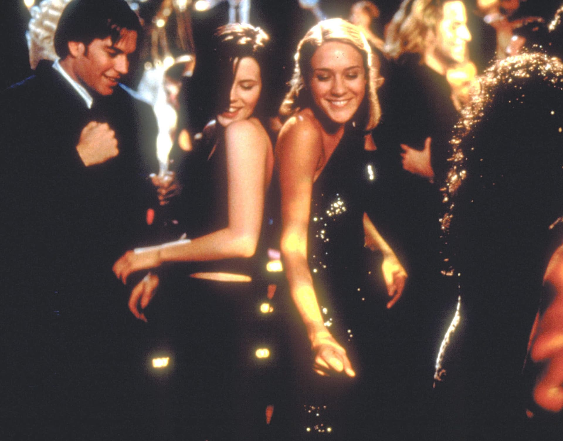 派對散場,節拍猶存:《The Last Days of Disco》訴說80年代Yuppie的青春與遺憾