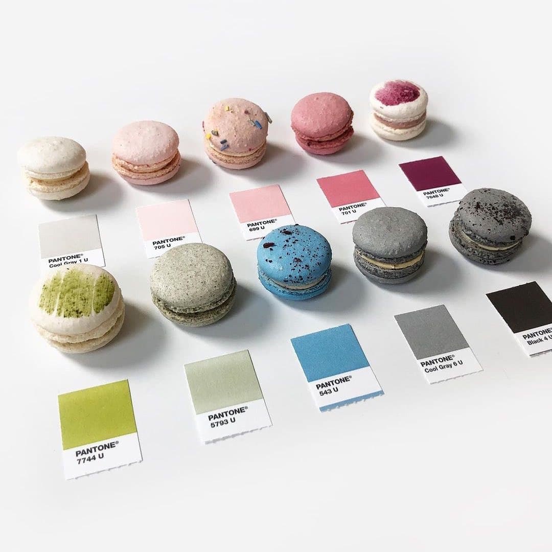 2026年度代表色出爐:PANTONE雲上舞白,一抹溫柔的寧靜宣言