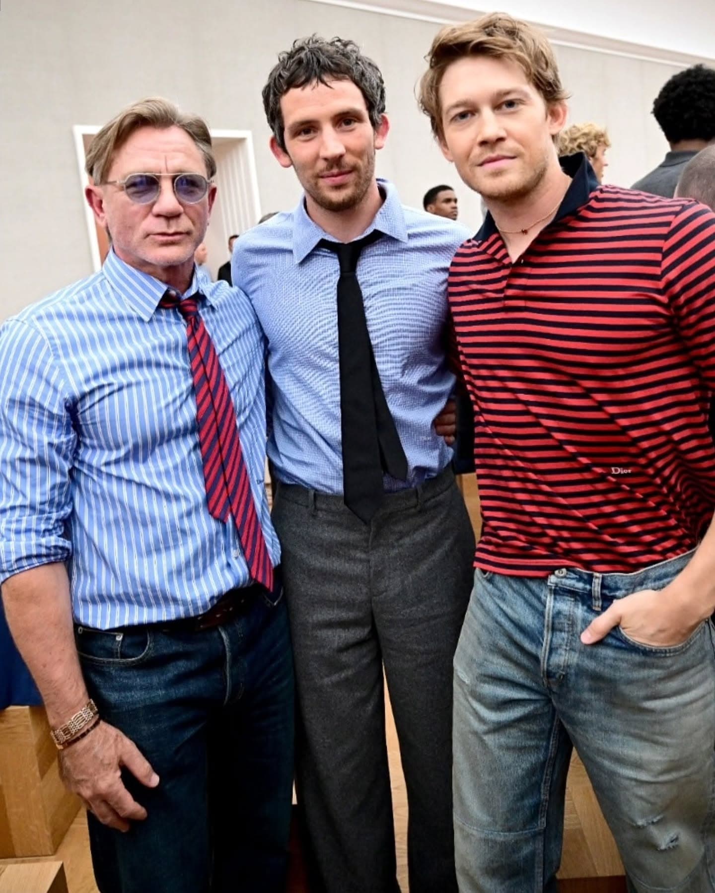 是性感神父,也是愛刺繡陶藝的男孩:10件事認識英倫男神Josh O’Connor