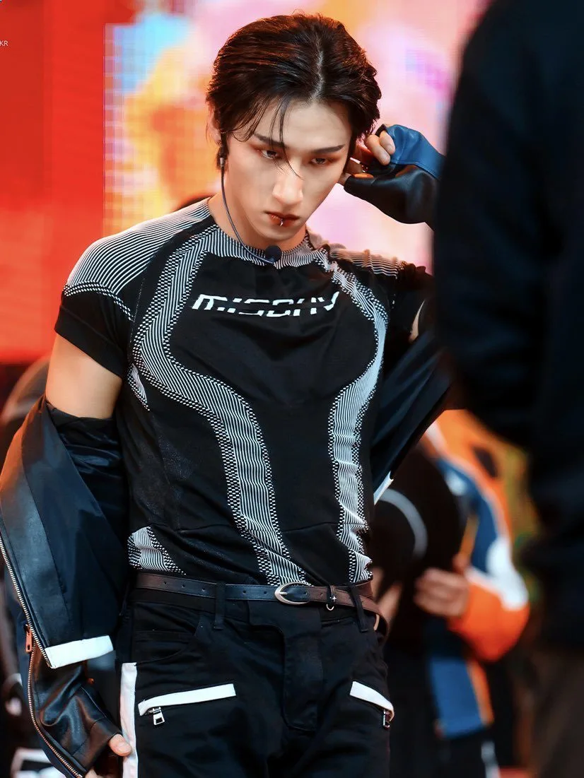 Kpop偶像們也會撞衫？盤點大熱韓星撞衫單品，SEVENTEEN珉奎、TXT然竣也穿它！