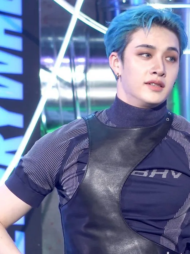 Kpop偶像們也會撞衫？盤點大熱韓星撞衫單品，SEVENTEEN珉奎、TXT然竣也穿它！